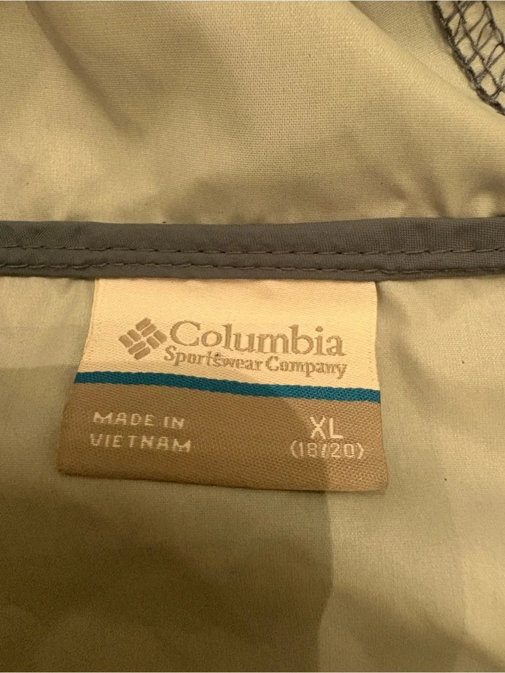 Columbia Two-Tone Blue Lightweight Hooded Windbreaker Jacket, Youth XL